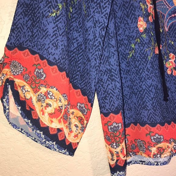 NWT Crepe Tunic - Picture 4 of 4